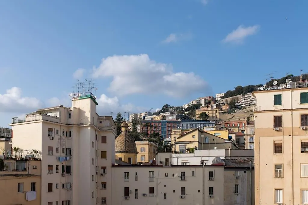 Central Charming House At Naples Apartment