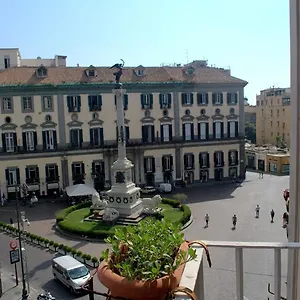 Relais Piazza Dei Martiri Napoli